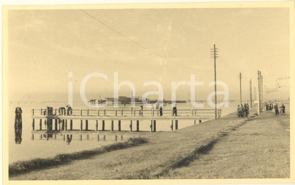 Fotografia d epoca originale 1946 VENEZIA LIDO   MALAMOCCO  Veduta con Poveglia Foto artistica 14x9 cm 1