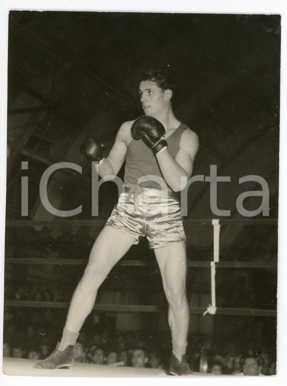 Fotografia d epoca originale 1960 ca BOXE Vasile MARIUTAN Ritratto del pugile  Foto PUGILATO 9x12 cm 1