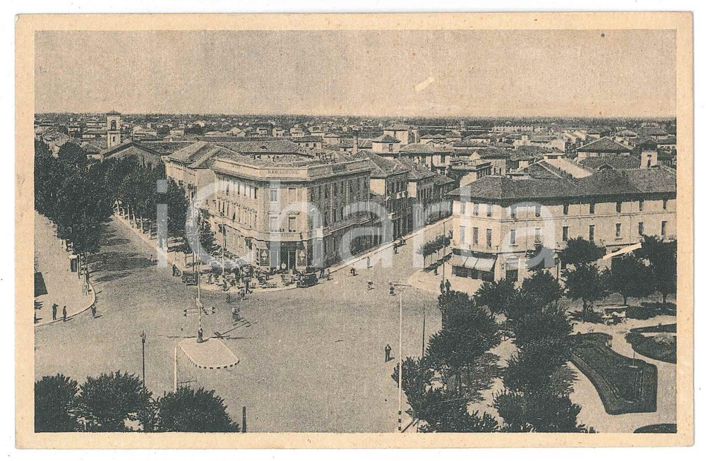 Cartolina originale da collezione 1943 VOGHERA PV Panorama di Piazza Meardi  Cartolina FP VG 1