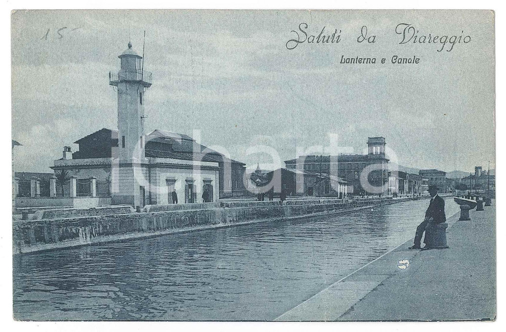 Cartolina originale da collezione 1920 ca VIAREGGIO Uomo davanti alla lanterna e al canale  Cartolina FP NV 1