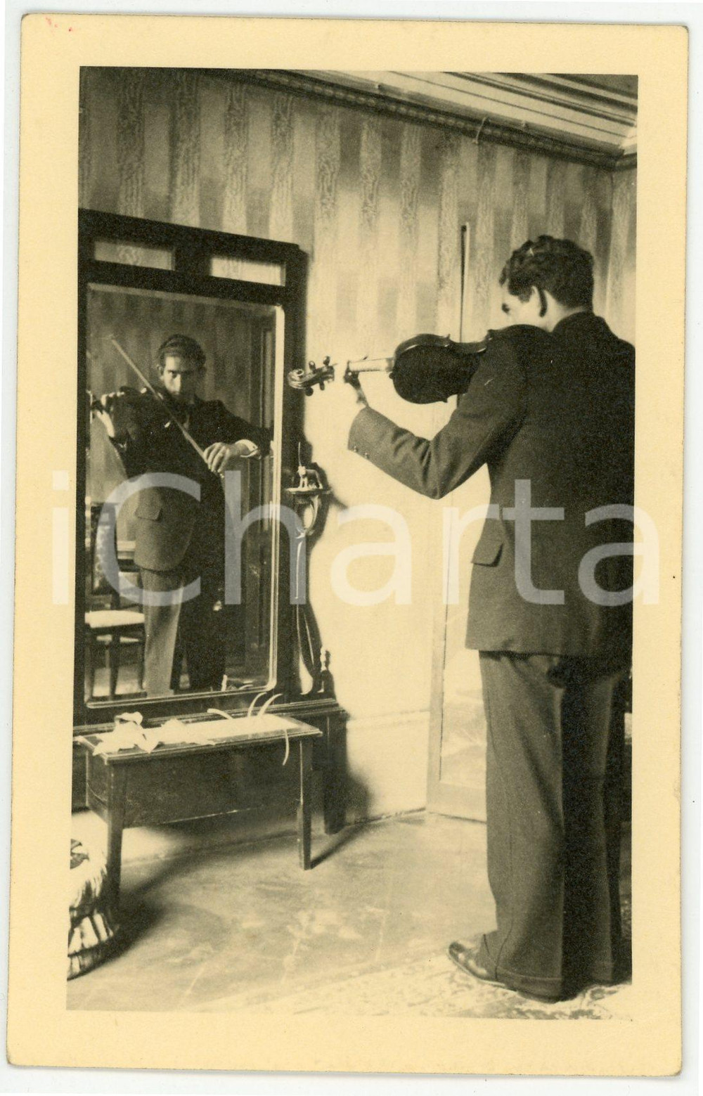 Fotografia d epoca originale 1935 ca ITALIA Violinista allo specchio  Foto ANONIMA 9x14 cm 1 1