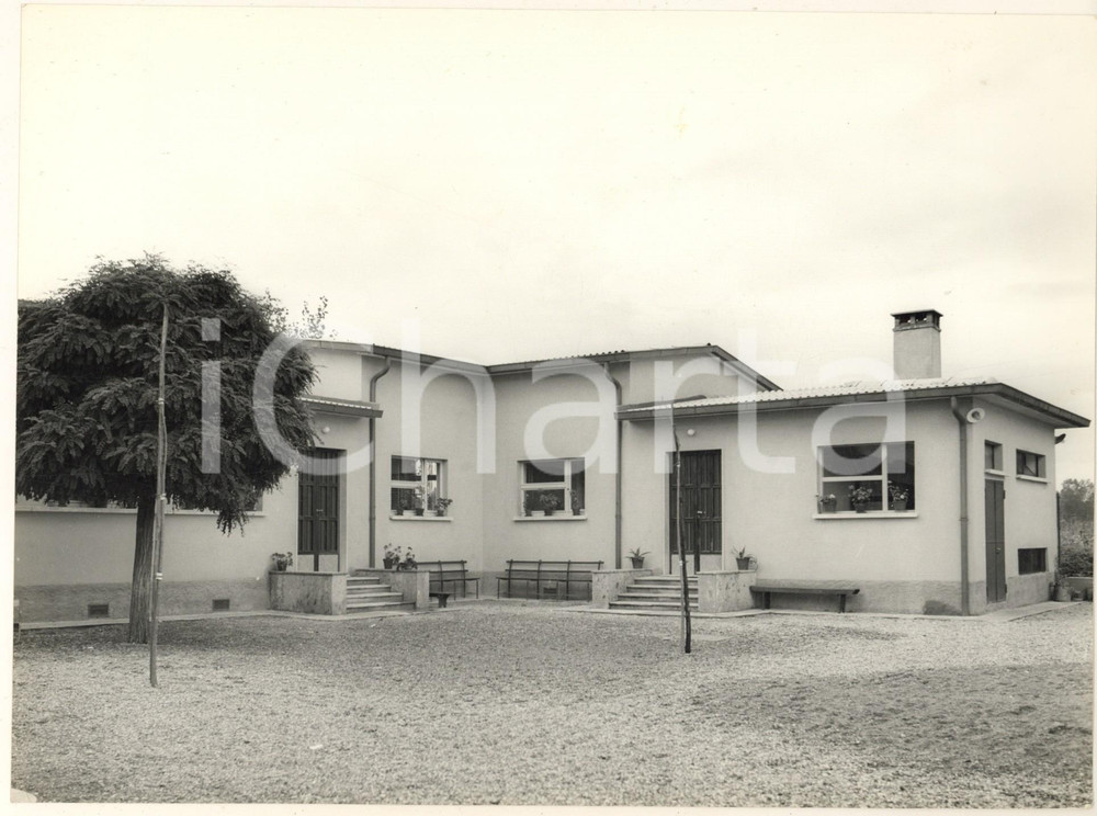 Fotografia d epoca originale 1960 ca PAVIA Località MIRABELLO  Scuola materna  Foto 24x18 cm 1