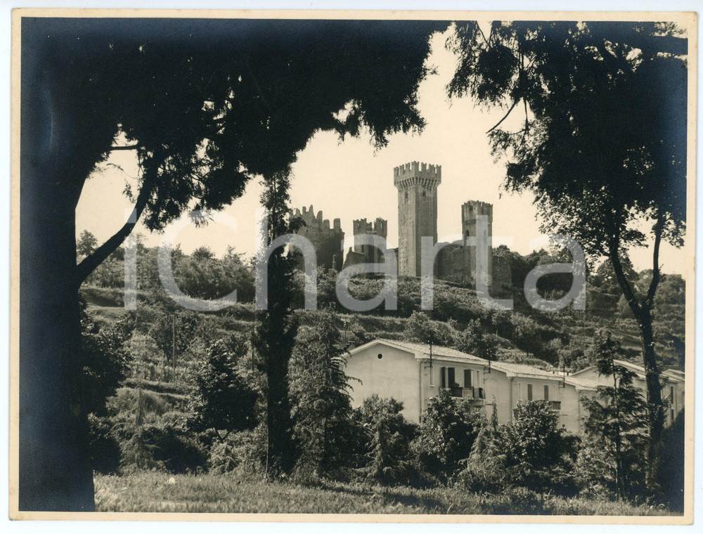 Fotografia d epoca originale 1950 ca VALEGGIO SUL MINCIO VR Castello Scaligero  Foto 23x17 cm 1