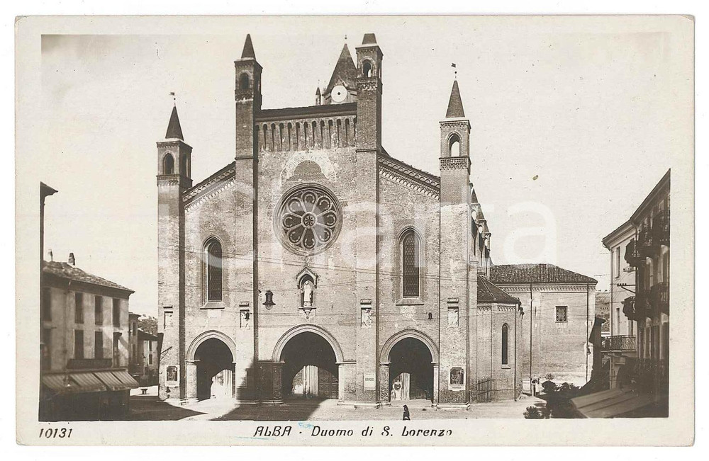 Cartolina originale da collezione 1920 ca ALBA CN Cattedrale di San Lorenzo  Cartolina FP NV 1