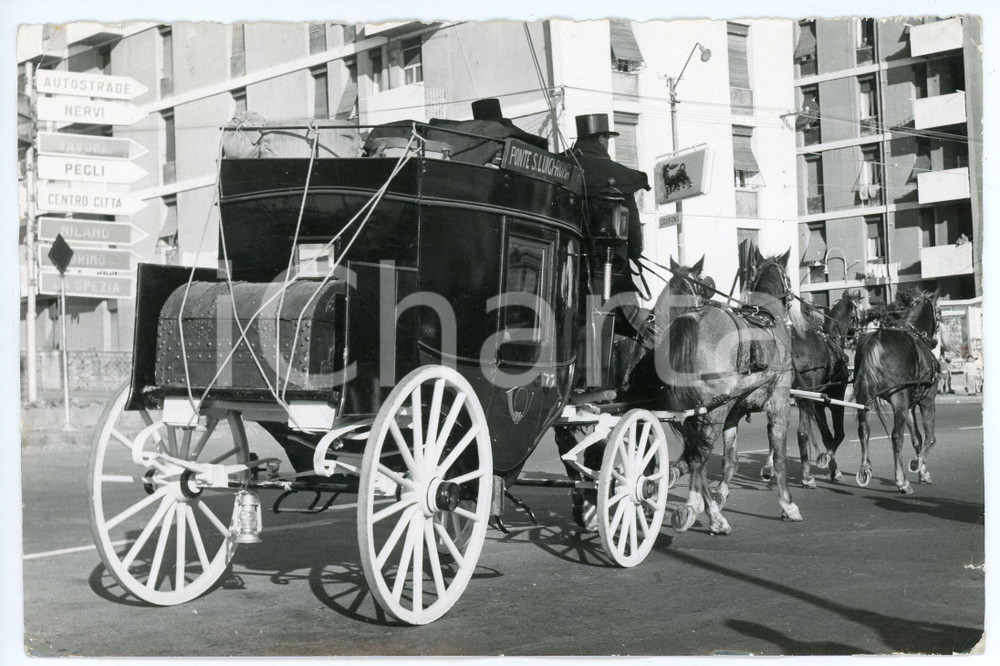 Fotografia d epoca originale 1962 GENOVA Centenario POSTE ITALIANE Rievocazione storica con carrozza  Foto 1