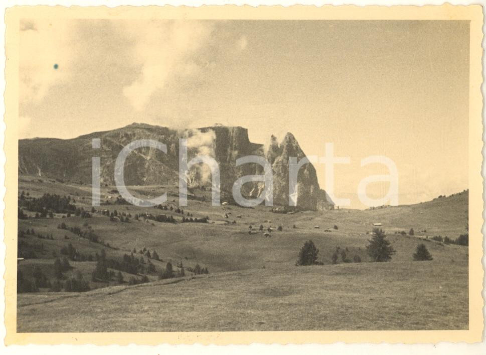 Fotografia d epoca originale 1940 DOLOMITI Gruppo dello Sciliar visto dall Hotel Icaro Foto 12x9 cm 1