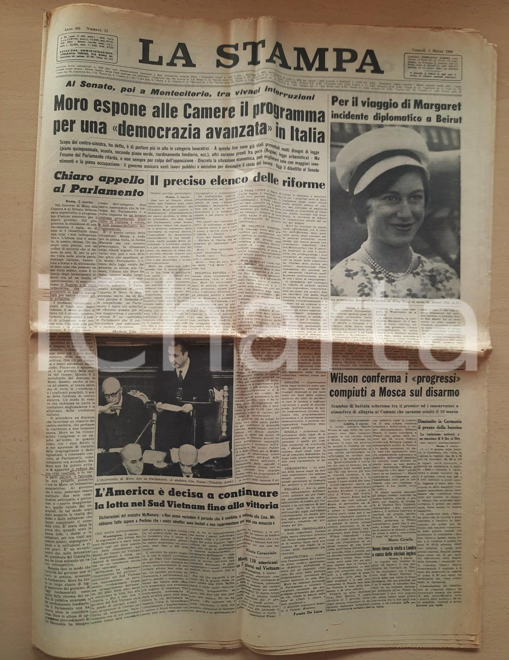 Giornale, rivista storica 1966 LA STAMPA Aldo Moro per democrazia avanzata  Principessa Margaret a Beirut 1