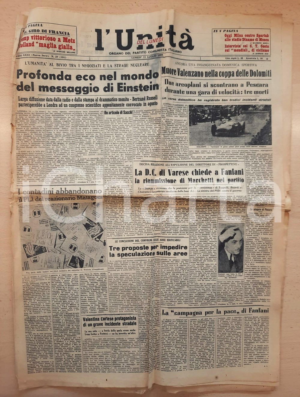 Giornale, rivista storica 1955 L UNITA  Coppa delle Dolomiti  Muore Piero VALENZANO su Maserati Giornale 1