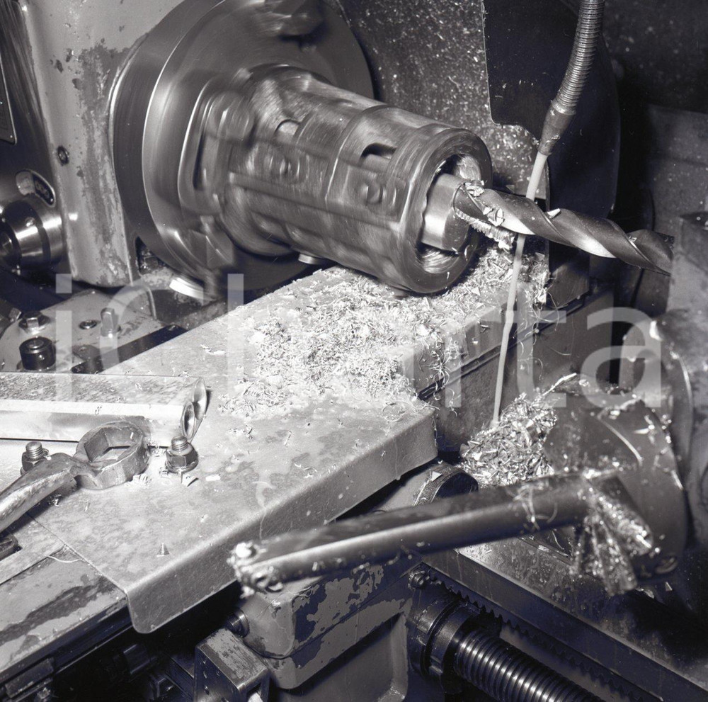 Fotografia d epoca originale 1956 BRESCIA Fucili FRANCHI lavorazioni in corso NEGATIVO ORIGINALE 1