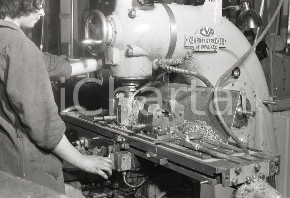 Fotografia d epoca originale 1956 BRESCIA Fucili FRANCHI lavorazioni in corso NEGATIVO ORIGINALE 13 1