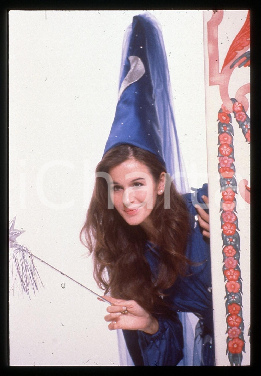 Fotografia d epoca originale 1995 ca COSTUME Eva ROBIN S vestita da Mago Merlino 35mm VINTAGE SLIDE 1