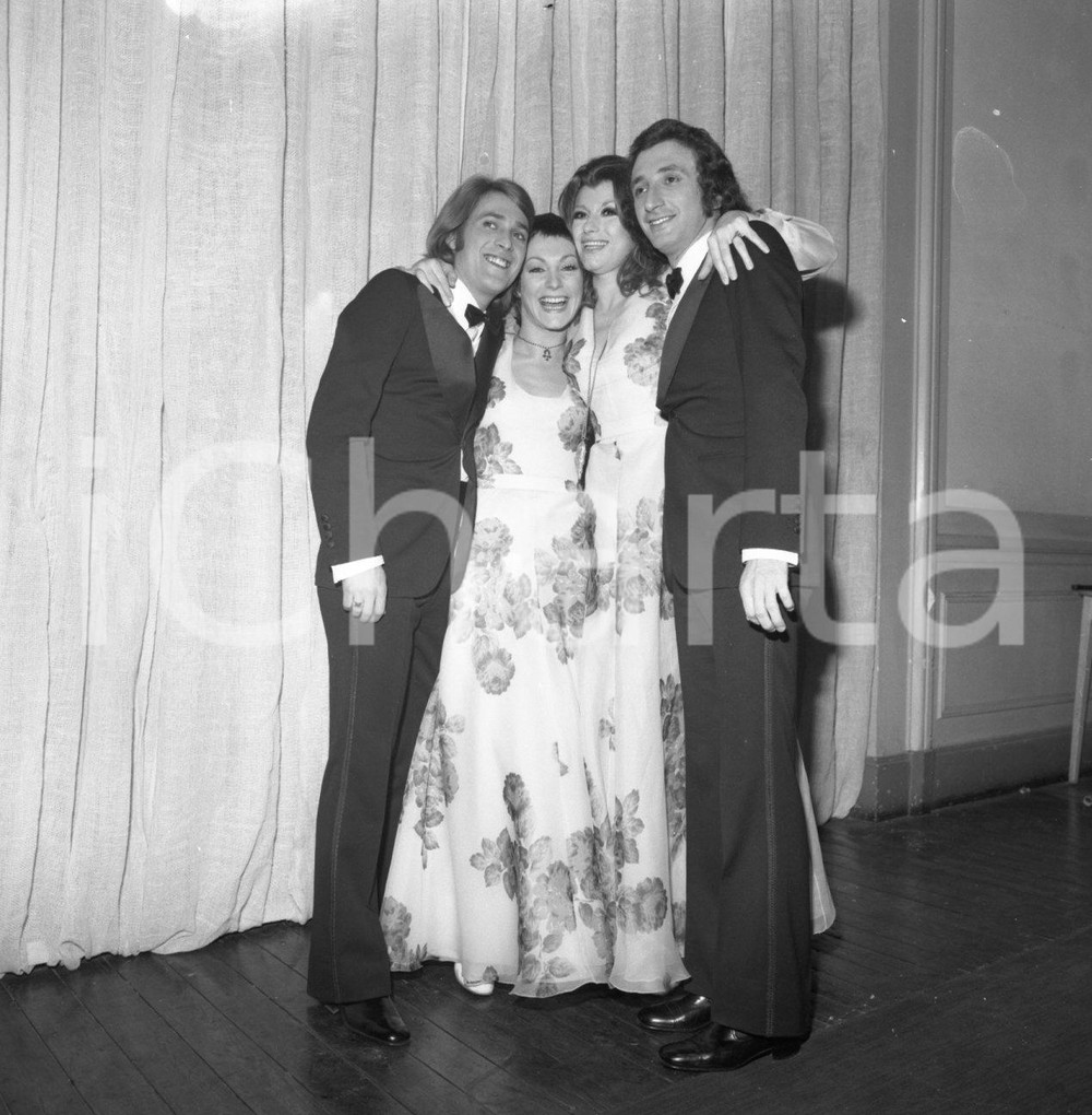Fotografia d epoca originale 1971 SANREMO RICCHI E POVERI con la canzone Che sarà NEGATIVO ORIGINALE 1