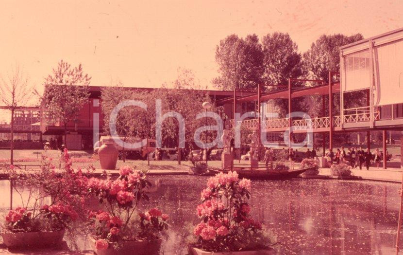 Fotografia d epoca originale 1961 TORINO Italia 61 padiglione con l area del laghetto NEGATIVO ORIGINALE 1 1