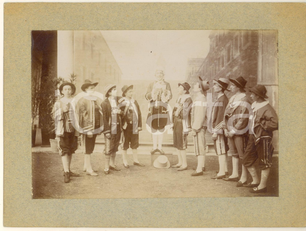 Fotografia d epoca originale 1910 ca TEATRO ITALIA Compagnia amatoriale in scena Fotografia 21x16 cm 1 1