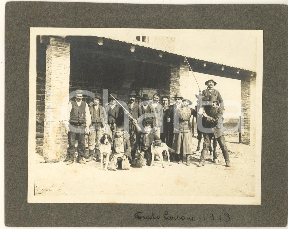 Fotografia d epoca originale 1913 ROMA MAGLIANA / PRATO CARBONE Gruppo di cacciatori Foto 15x11 cm 1
