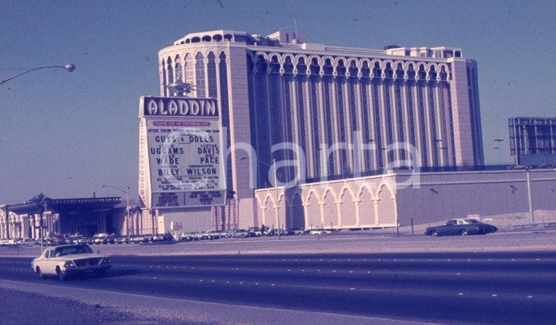 Fotografia d epoca originale 1974 LAS VEGAS STRIP  ALADDIN Hotel and casino 35mm VINTAGE SLIDE 2 1
