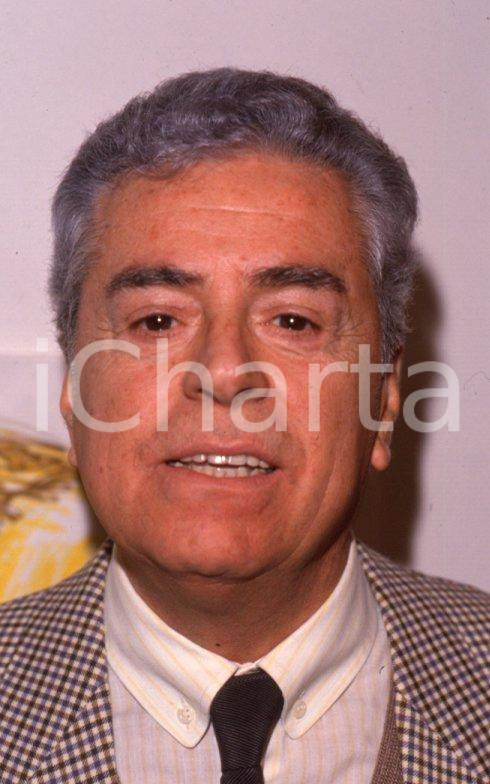 Fotografia d epoca originale 1990 ca STRISCIA LA NOTIZIA Raffaele PISU conduttore 35mm VINTAGE SLIDE 8 1