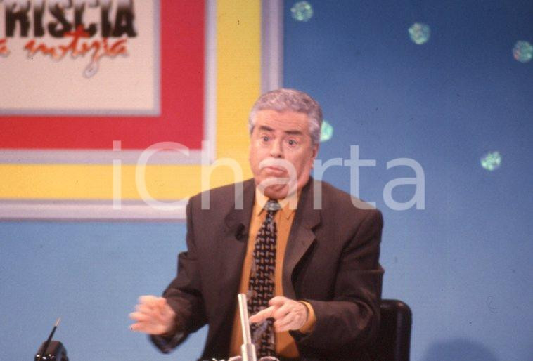 Fotografia d epoca originale 1989 STRISCIA LA NOTIZIA Raffaele PISU conduttore 35 mm VINTAGE SLIDE 11 1