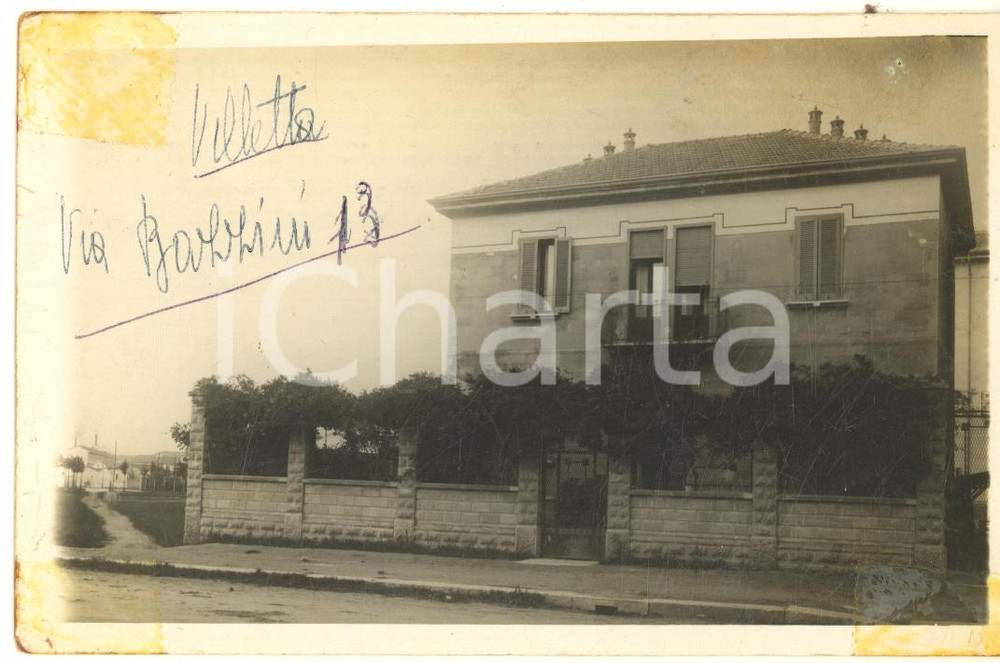 Fotografia d epoca originale 1930 ca MILANO ? via Bazzini 13  Villetta  Foto DA STUDIARE 14x9 cm 1