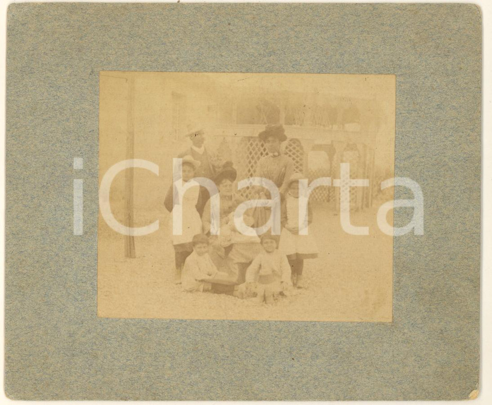 Fotografia d epoca originale 1910 ca Area di FIUMICINO Ritratto di famiglia all aperto  Foto 13x11 cm 1