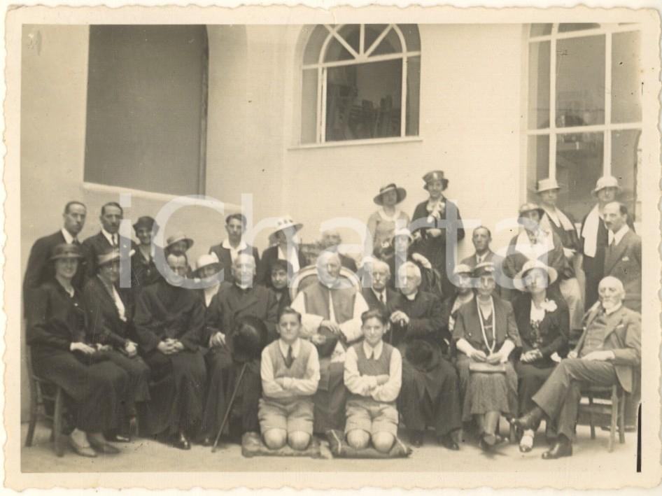 Fotografia d epoca originale 1940 ca ITALIA Istituto religioso  Ritratto di gruppo  Fotografia anonima 11x8 1