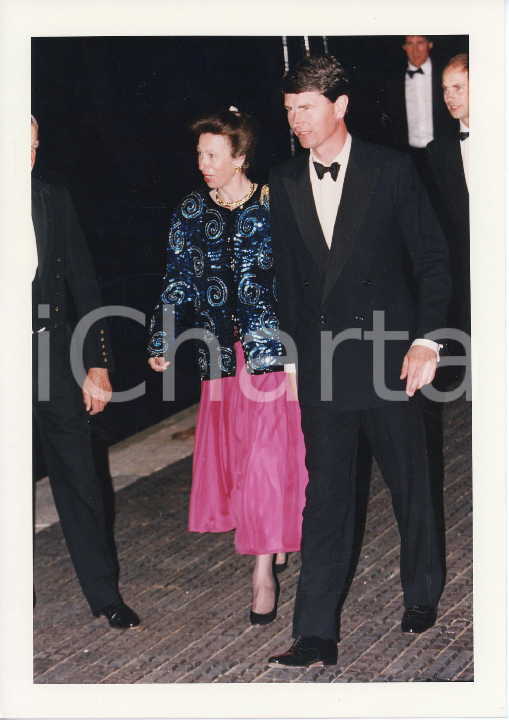 Fotografia d epoca originale 1996 COWES Princess Anne Timothy LAURENCE at ROYAL YACHTS SQUADRON BALL Photo 1