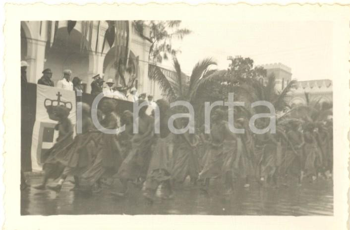 Fotografia d epoca originale 1936 AOI MOGADISCIO SOMALIA I Dubat in parata  Governatore SANTINI Foto 9x6 1