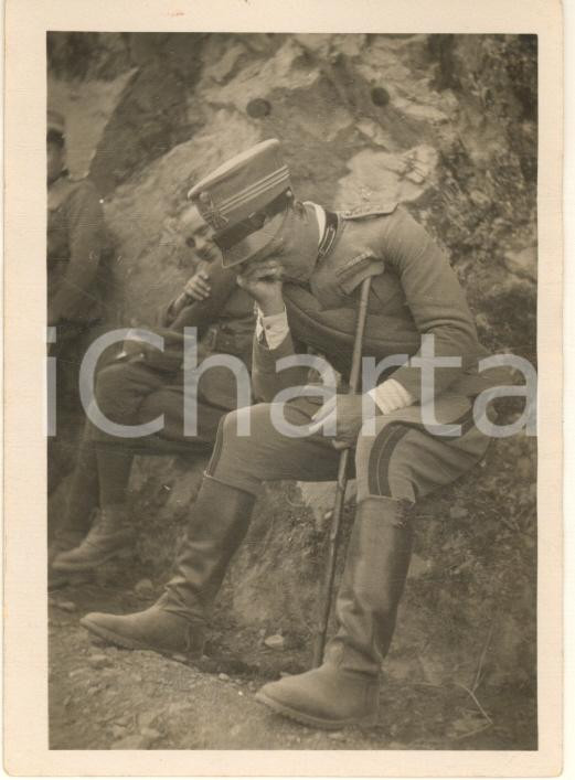 Fotografia d epoca originale 1930 ca REGIO ESERCITO Il Duca di Bergamo in un momento di stanchezza Foto 6x9 1