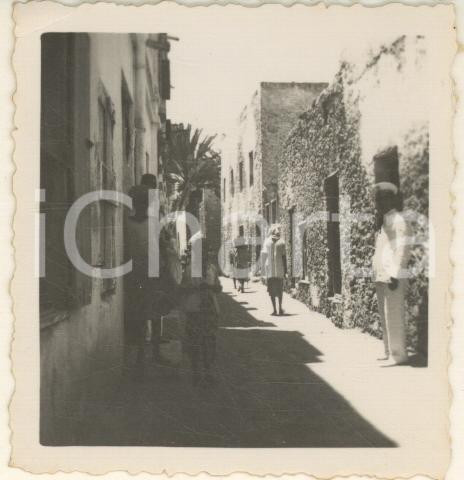 Fotografia d epoca originale Luglio 1935 AOI MOGADISCIO SOMALIA Una via indigena Foto COSTUMI 6x6 cm 1