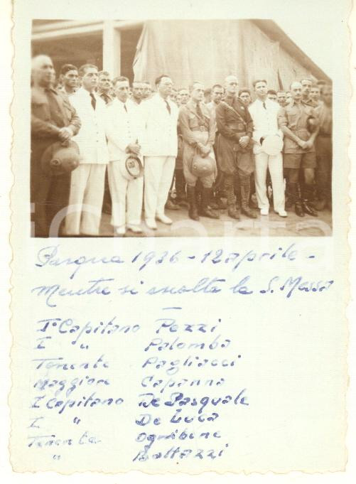Fotografia d epoca originale Pasqua 1936 AOI MOGADISCIO Ufficiali durante la messa al campo Foto 6x8 cm 1