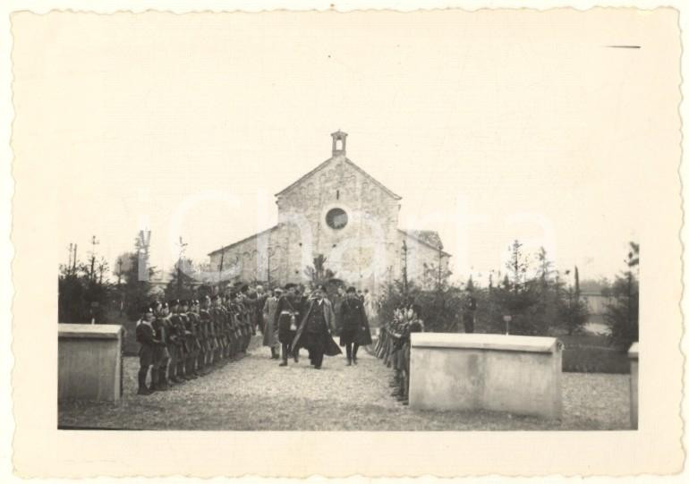 Fotografia d epoca originale 1935 ca FASCISMO  VIGUZZOLO Pieve Santa Maria  Gerarchi e balilla Foto 9x6 1