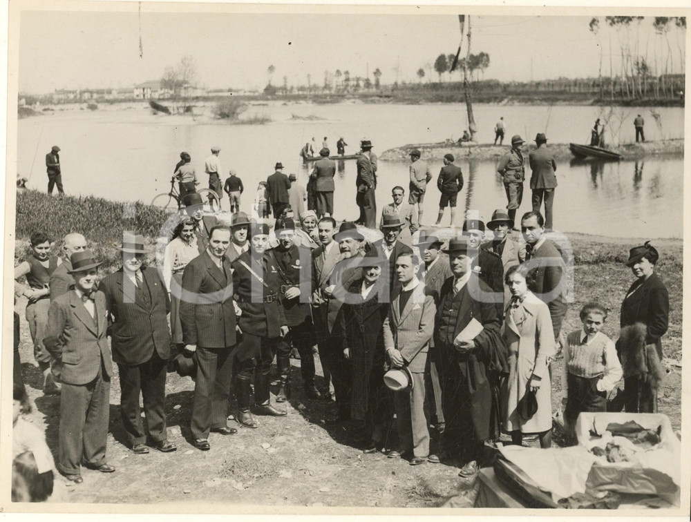 Fotografia d epoca originale 1935 ca MILANO Area IDROSCALO  Evento con gerarchi PNF Foto 24x18 cm 1