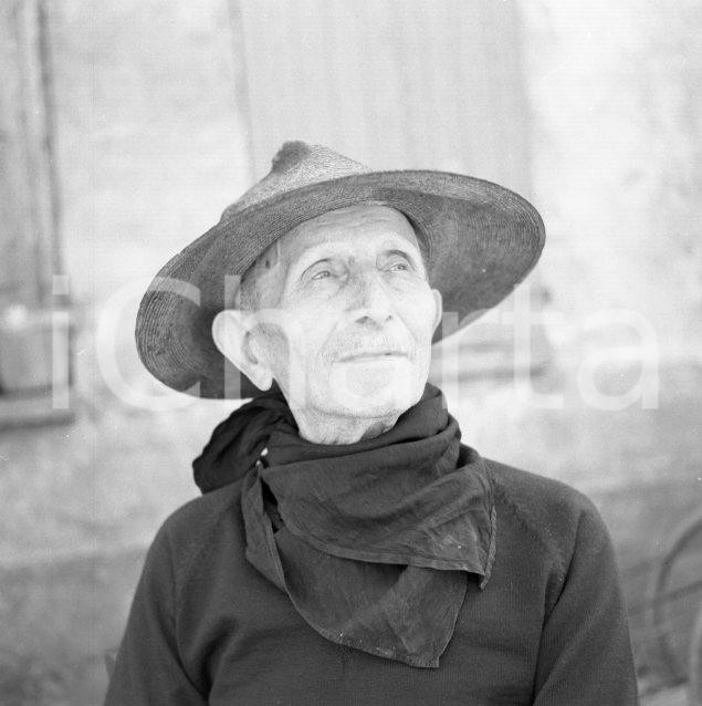 Fotografia d epoca originale 1950ca ALBERTO SORLINI Ritratto di contadino della bassa brescianaNEGATIVO ORIG. 1