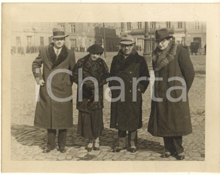 Fotografia d epoca originale 1935 CRACOVIA Senatore Roberto FORGES DAVANZATI con docenti universitari Foto 1
