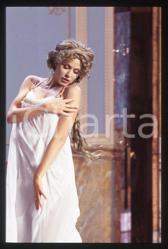 Fotografia d epoca originale 1993 BAGAGLINO Valeria MARINI Primavera del Botticelli 35mm VINTAGE SLIDE 2 1