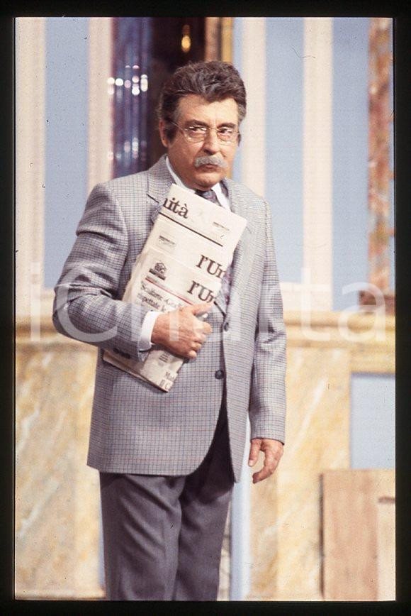 Fotografia d epoca originale 1995 BAGAGLINO Oreste LIONELLO imita Achille OCCHETTO  35mm VINTAGE SLIDE 3 1