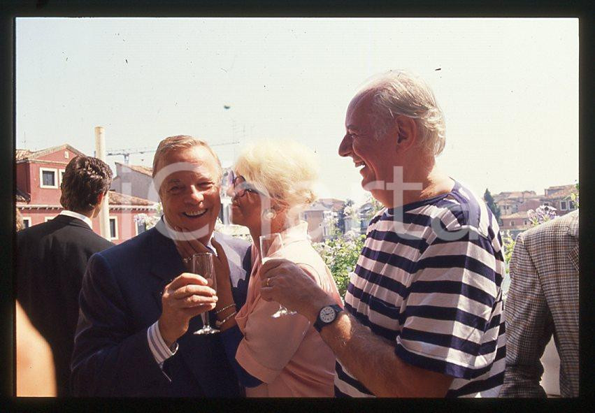 Fotografia d epoca originale 1988 VENEZIA Franco ZEFFIRELLI con Dario FO e Franca RAME 35mm VINTAGE SLIDE 2 1