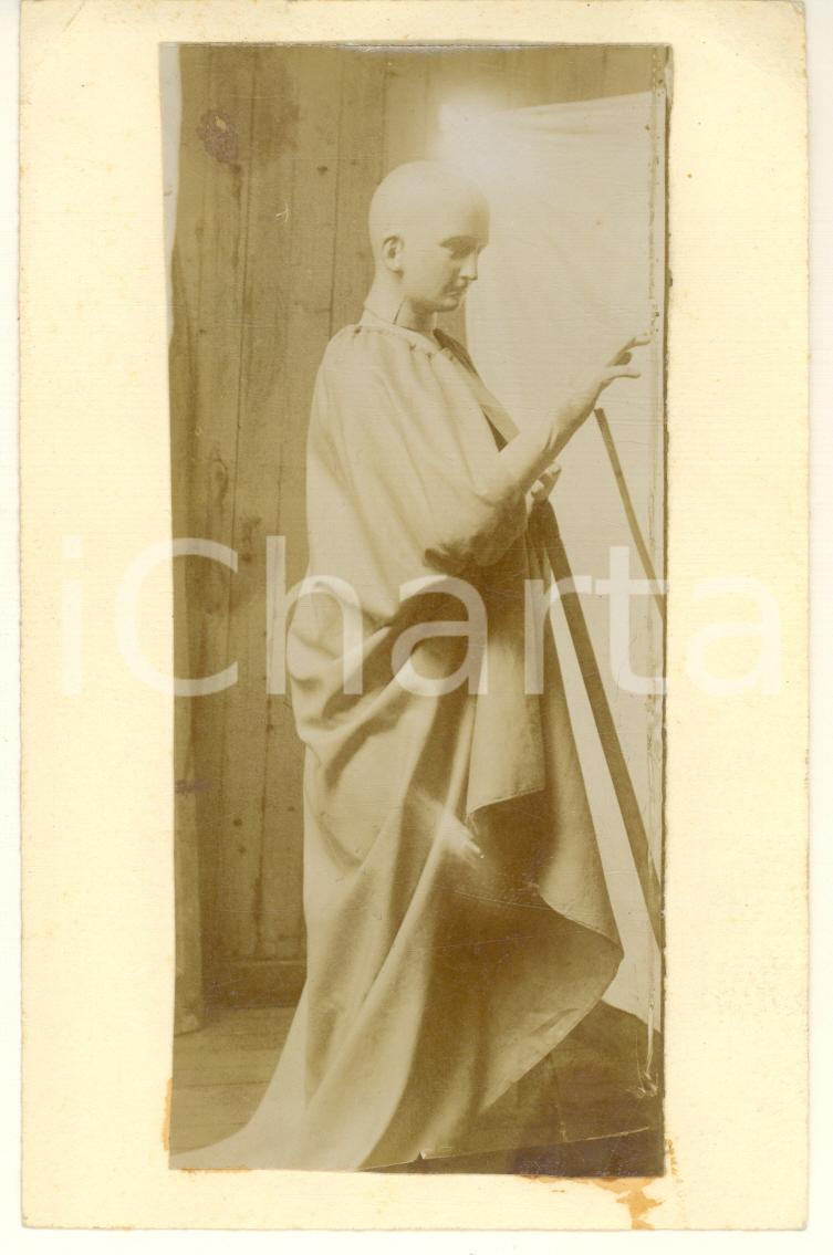Fotografia d epoca originale 1910 ca ITALIA Studio di un fotografo  Manichino allestito Foto CURIOSA 9x14 1
