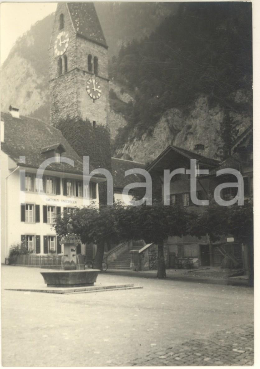 Fotografia d epoca originale 1950 ca UNTERSEEN SVIZZERA Amthaus  Kirche  Platz Photo 10x15 cm 2 1