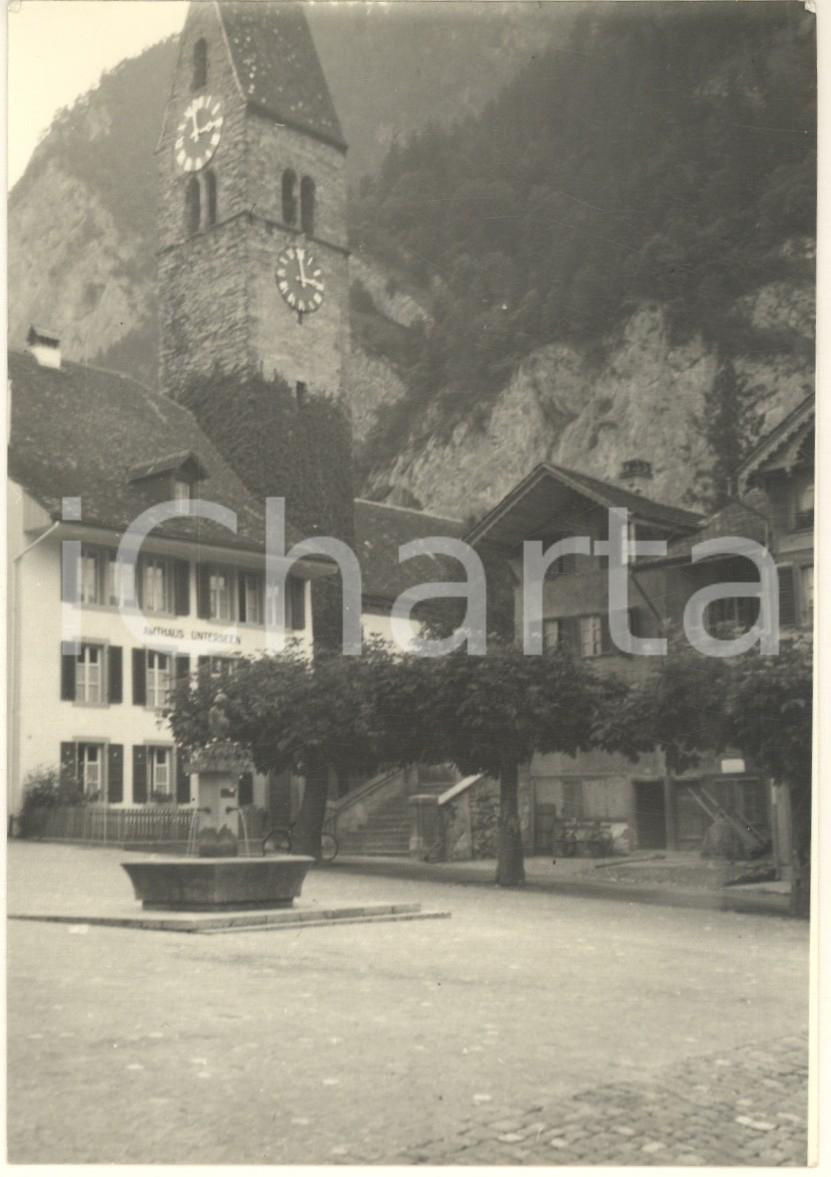 Fotografia d epoca originale 1950 ca UNTERSEEN SVIZZERA Amthaus  Kirche  Platz Photo 10x15 cm 2 1