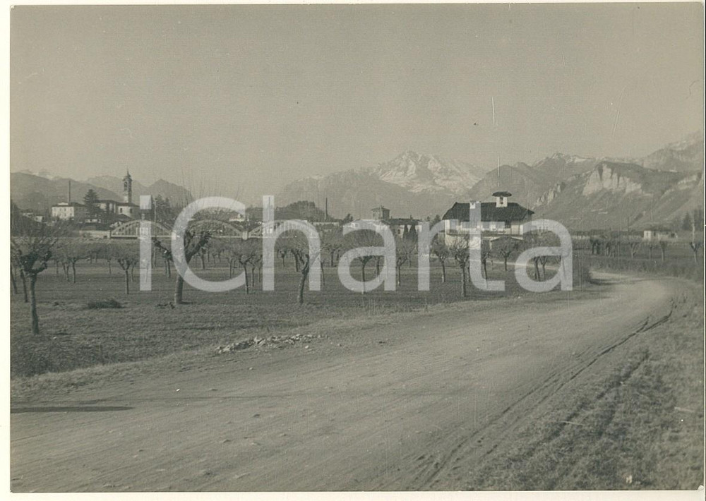 Fotografia d epoca originale 1950 ca BRIVIO LC Veduta panoramica con la Grigna  Foto 15x10 cm 1