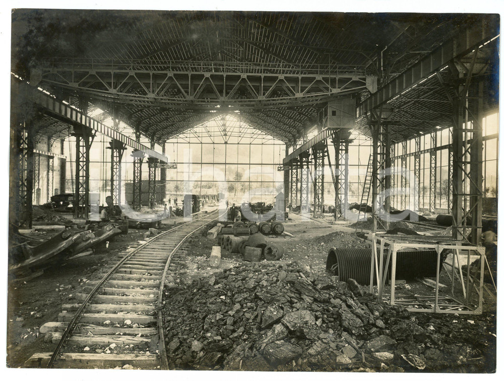 Fotografia d epoca originale 1920 BRESCIA Via dei bagni 4 FONDERIA VANZANI Operai durante costruzione Foto 5 1