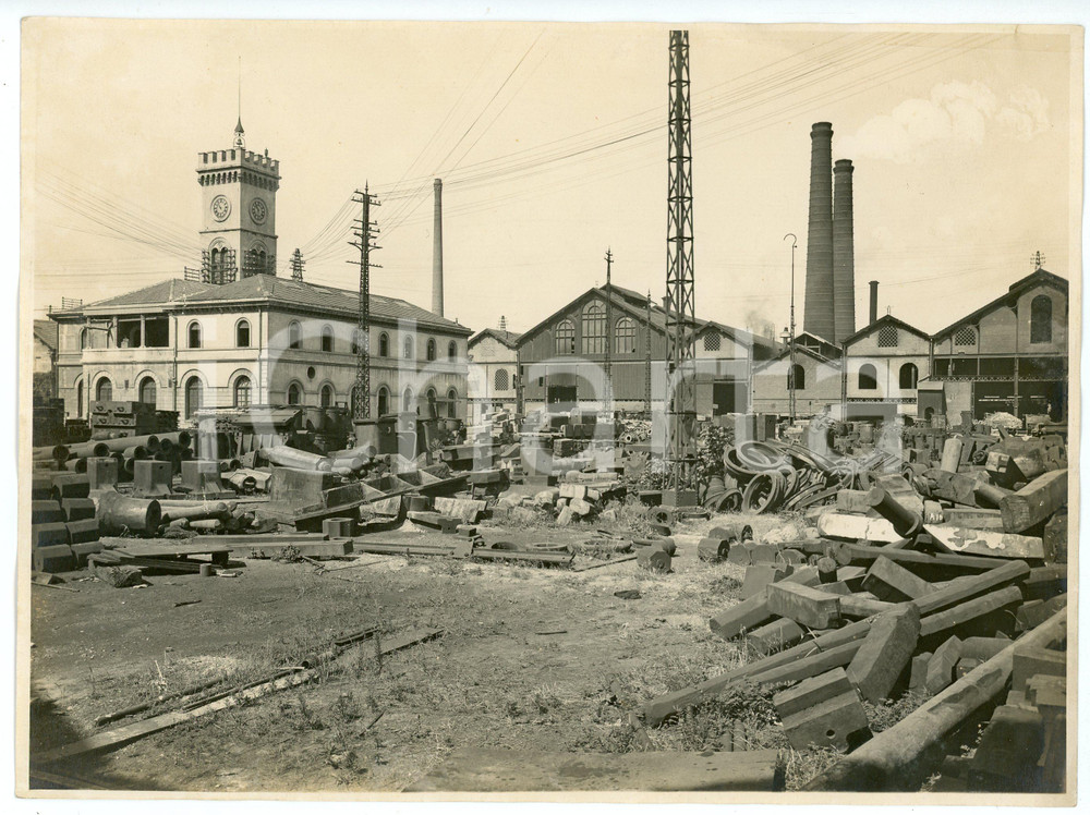 Fotografia d epoca originale 1920 BRESCIA Via dei bagni 4 FONDERIA VANZANI Capannoni e ciminiere  Foto 1