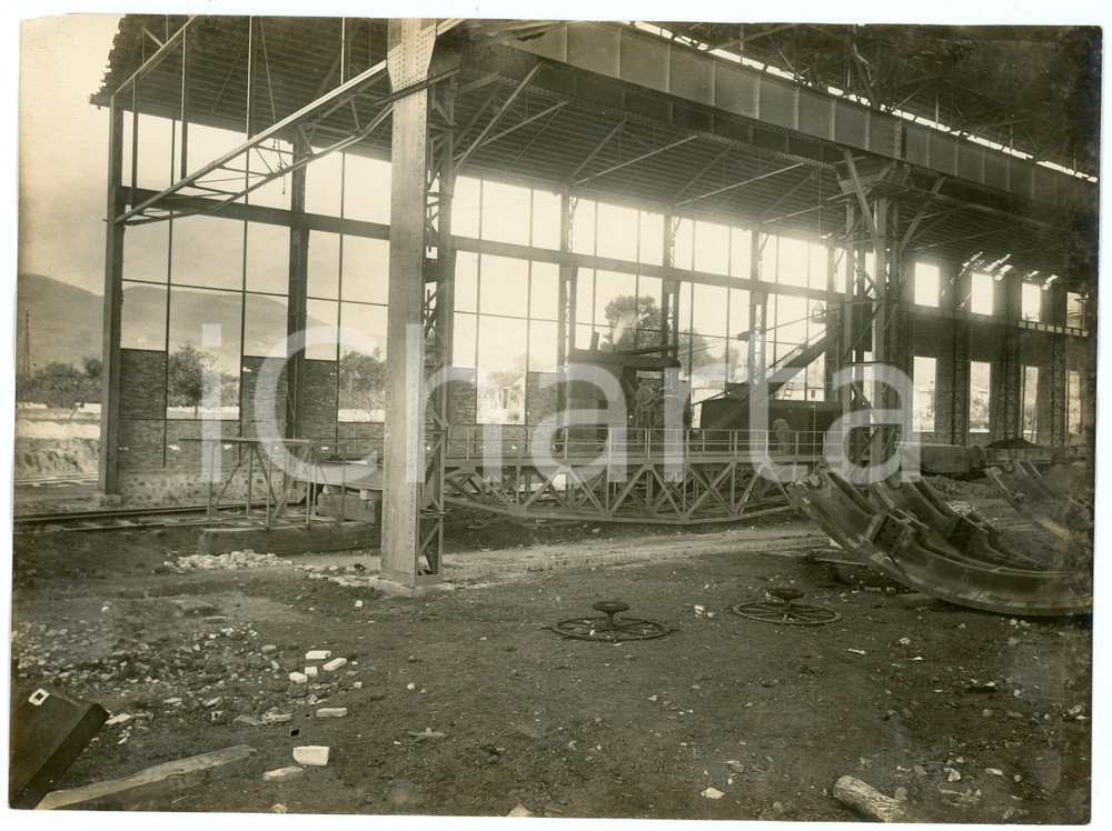 Fotografia d epoca originale 1920 BRESCIA Via dei bagni 4 FONDERIA VANZANI Interni del capannone  Foto 1