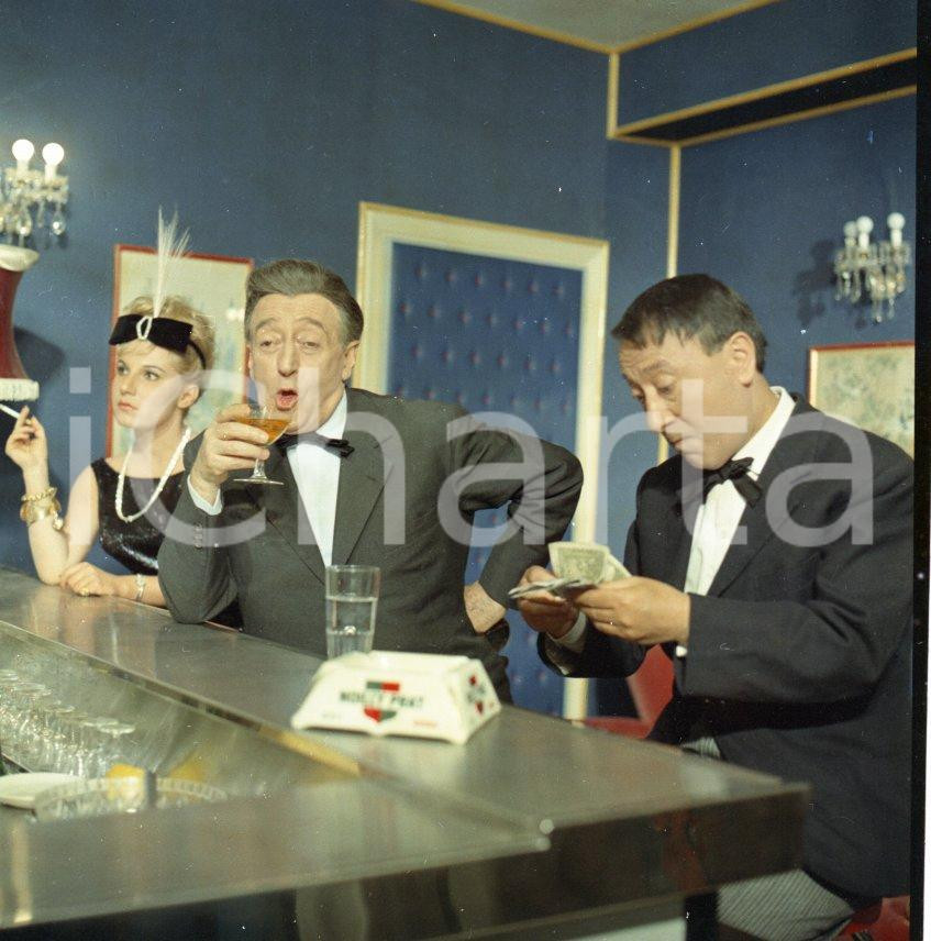 Fotografia d epoca originale 1962 TOTÒ DI NOTTE Film con TOTÒ e Erminio MACARIO NEGATIVO ORIGINALE 1