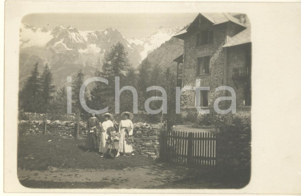 Fotografia d epoca originale 1910 ca COURMAYEUR Tre donne in villeggiatura Foto COSTUME 14x9 cm 1