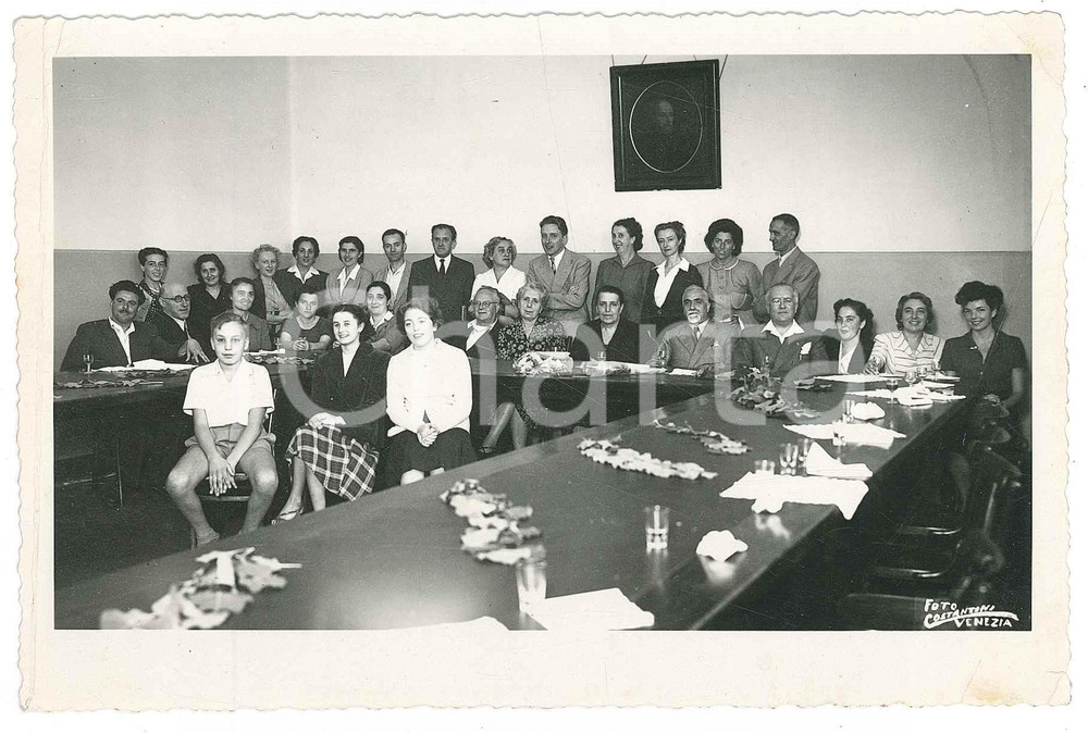 Fotografia d epoca originale 1949 VENEZIA Santa Giustina  Liceo G. B. Benedetti  Studentesse e professori 1