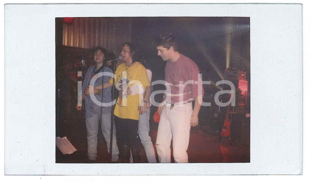 Fotografia d epoca originale 1995 ca ITALIA  MUSICA Gianna NANNINI durante un concerto  Foto POLAROID 1