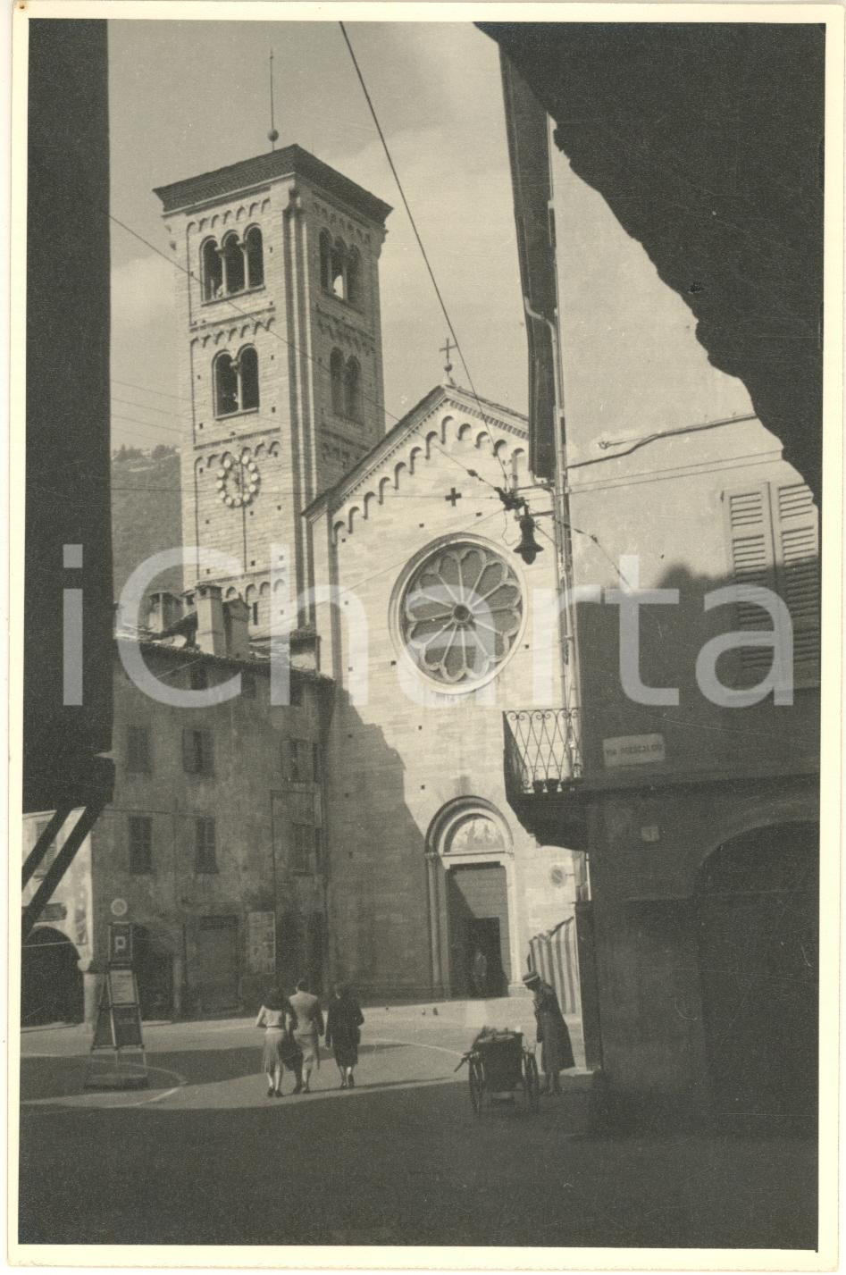 Fotografia d epoca originale 1960 ca COMO Basilica di San Fedele  Foto vintage animata 12x17 cm 1