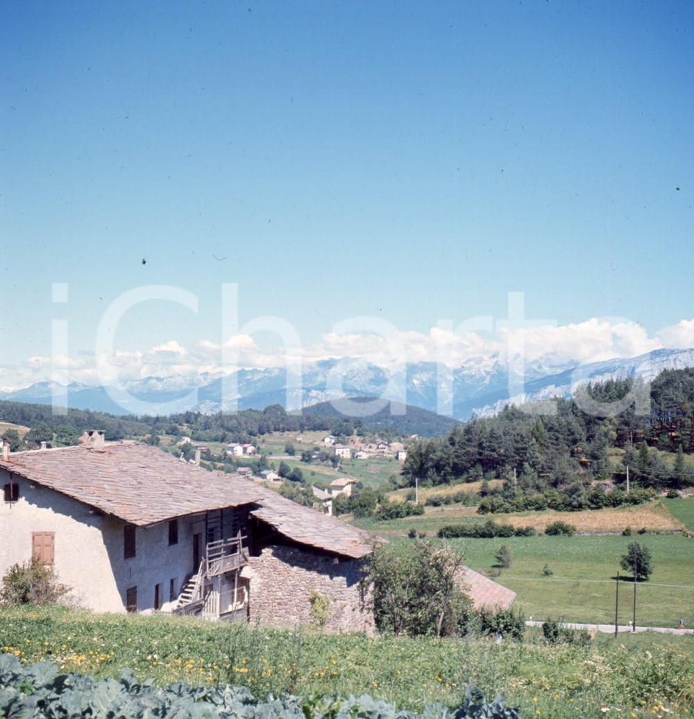 Fotografia d epoca originale 1970ca BASELGA DI PINÈ TN Altopiano di Pinè DIAPOSITIVA ORIGINALE 2 1